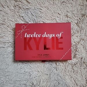 Kylie Cosmetics Holiday Collection 12 Days Of Kylie Advent Calendar 12-Pc. Set ✨